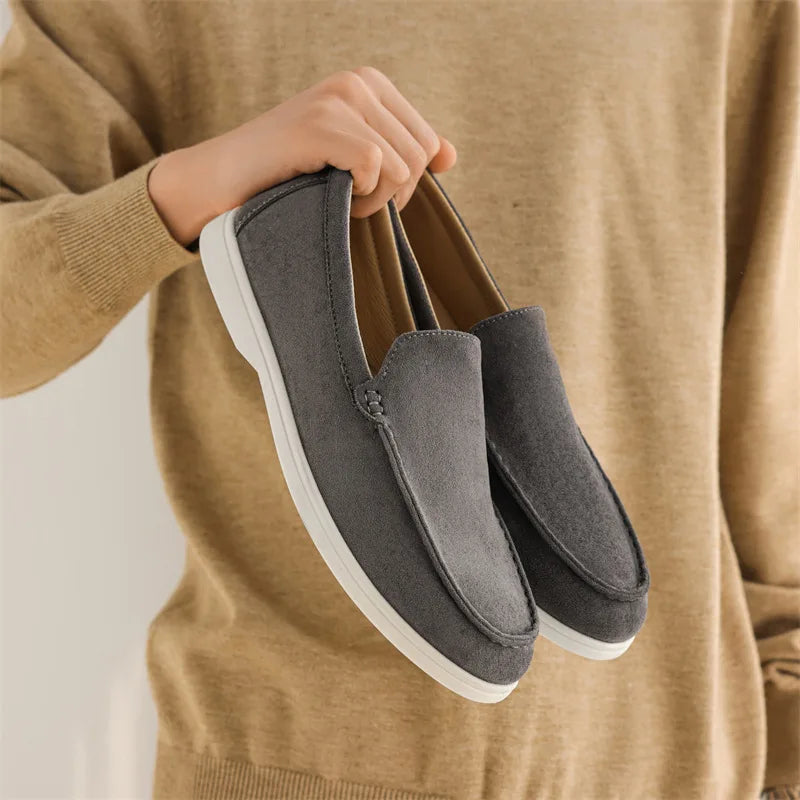 Sapatos casuais masculinos de couro de camurça, mocassins clássicos estilo britânico, sapatos masculinos leves e macios, mocassins masculinos sem cadarço para dirigir