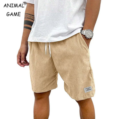 Shorts casuais de verão em veludo cotelê leve para homens, ideais para praia, basquete e outras ocasiões. Cor sólida. Estilo streetwear com etiqueta.