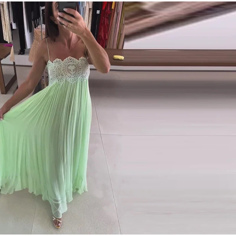 Conjunto Feminino de Calça com Top de Renda Transparente de Alças Finas e Costas Abertas, Corte Solto e Reto, Bainha Elástica, Estilo Praia Chique