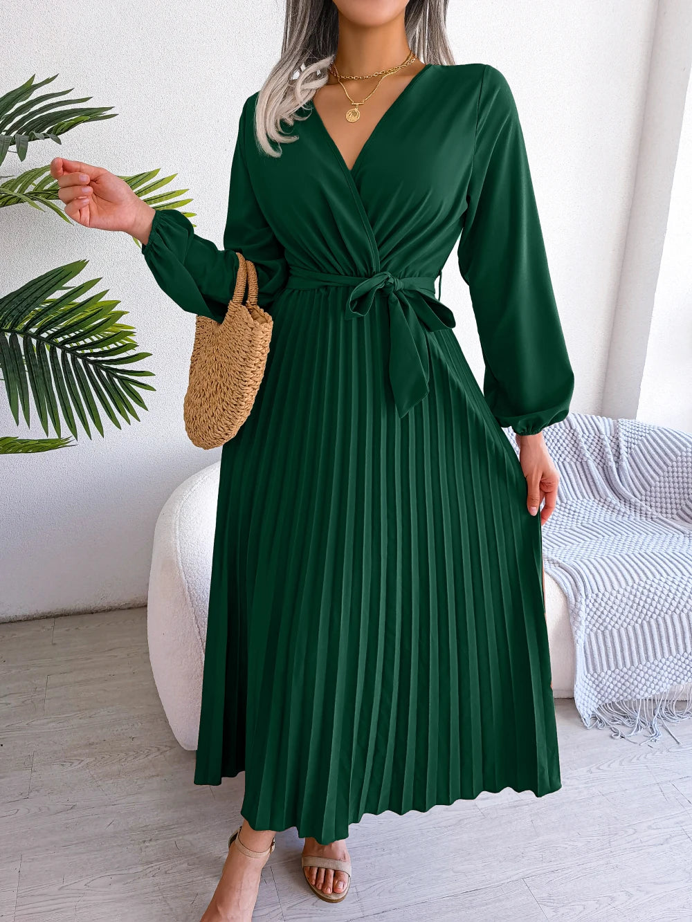Vestido maxi feminino elegante com decote em V e manga comprida plissado