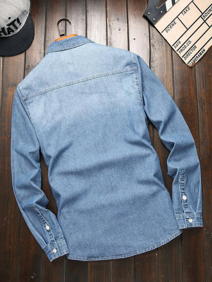 Camisas de Jeans Masculinas para Primavera e Outono. Camisas de Denim Azuis. Tendência e moda. Estilo Casual Diário para Rua.