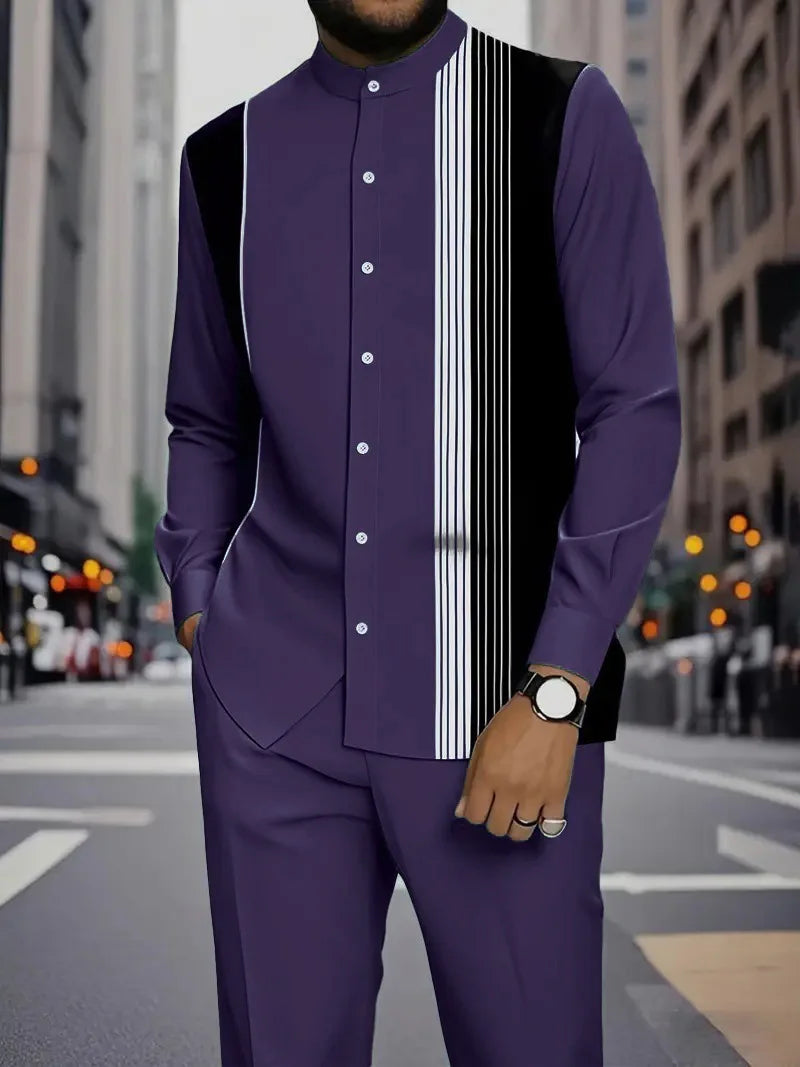 Conjunto de duas peças masculino com camisa de manga comprida com gola alta e estampa de listras verticais coloridas e calça.