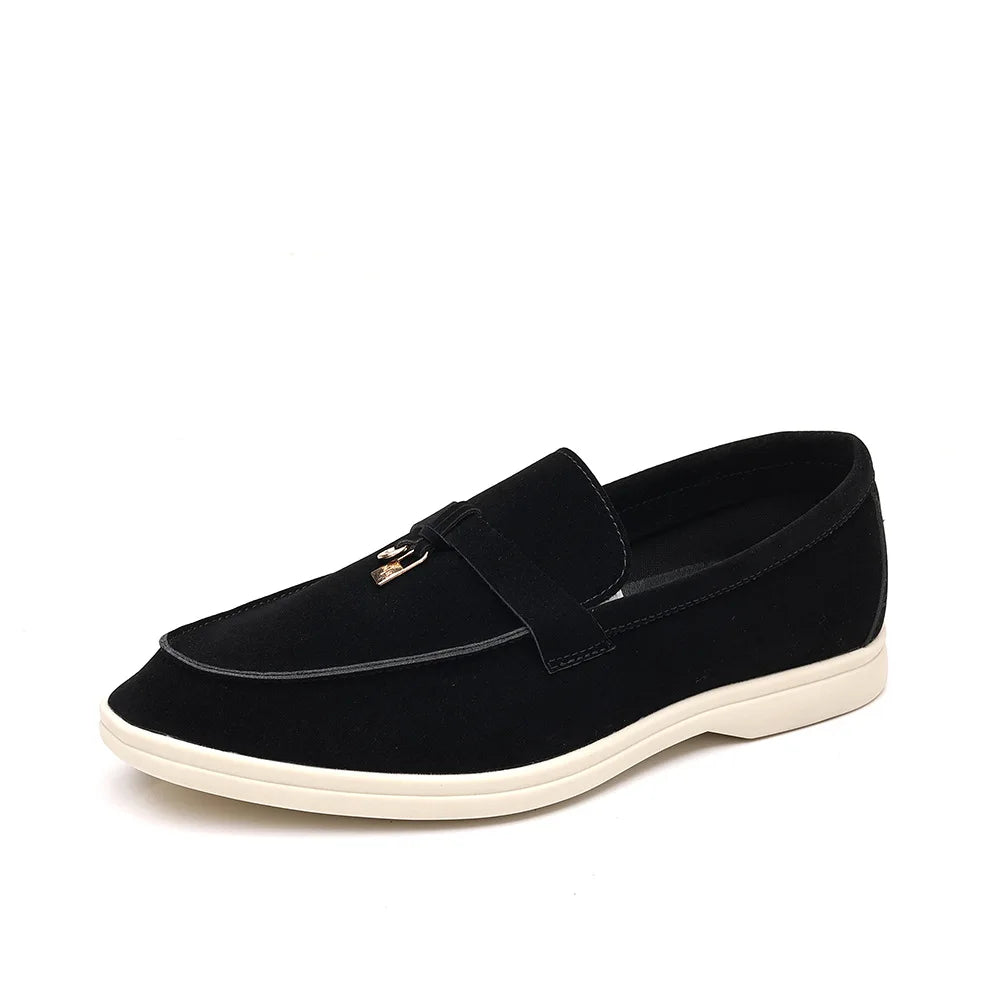 Mocassins Casuais de Tamanho Grande para Homens, Moda Primavera Outono 2026, Novos Sapatos de Couro Camurça de Designer, Sapatos Masculinos de Cor Sólida