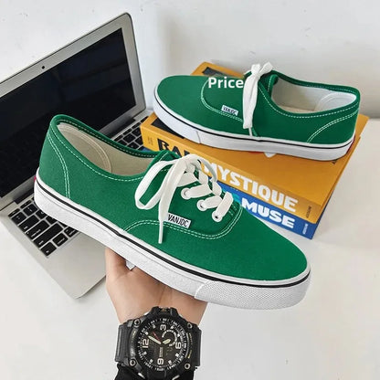 Primavera novos sapatos de lona clássicos masculinos respirável casual versátil estilo hong kong versão coreana pequenos sapatos de placa de público