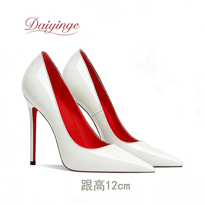 Sapatos femininos da tendência 2026: luxuosos, com sola vermelha, salto alto, bico fino, scarpin agulha de 12 cm, confortáveis para festas e casamentos.