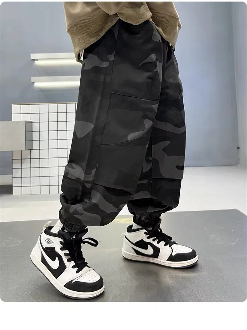 Meninos camuflagem calças de carga outono grandes crianças casuais calças esportivas primavera adolescente joggers crianças streetwear calças largas