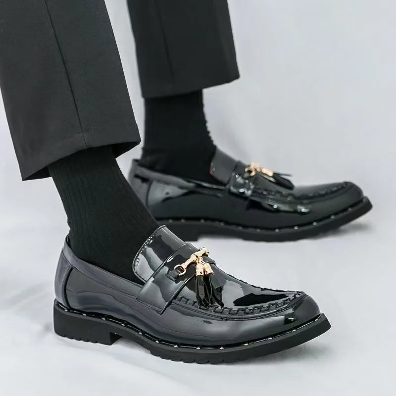 Sapatos masculinos casuais verão brilho ouro vestido de couro patente para homens mocassins de ouro negócios apontou bussiness luxo