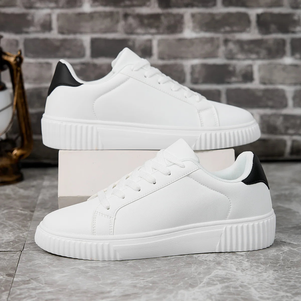 2024 New Men's Sneakers White Casual Shoes Fashion Couple Women Platform Flats All Matching Walking Sneakers for Men Board Shoes