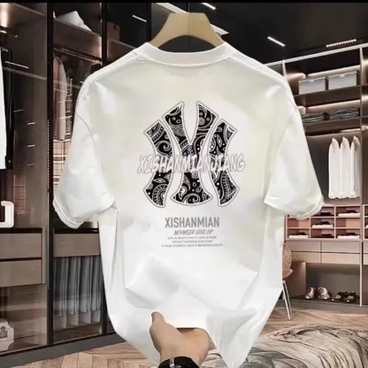 Nova Camiseta Masculina Estampada de Manga Curta, Tendência Urbana, Estilo Personalizado, Algodão, Gola Redonda, para o Verão e Uso Diário