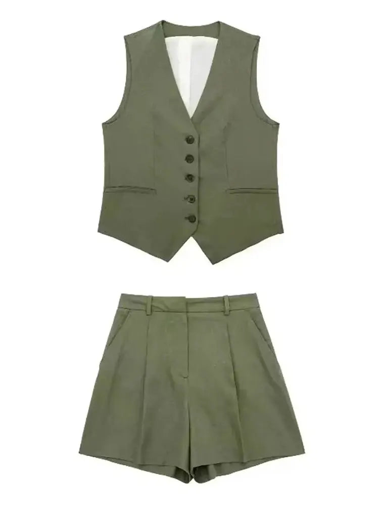 Conjunto Feminino HH de 2 Peças: Colete Slim com Decote em V e Shorts Plissados para Encontros, Moda Casual, Festas, Uso Diário, Férias e Passeios