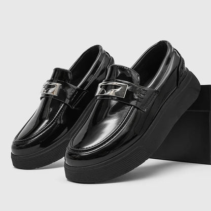 Sapatos Clássicos de Moda para Homens com Fivela Brilhante, Sapatos Pretos Formais para Festas, Solado Grosso, Mocassins Slip-On para Negócios