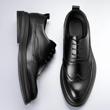 Sapatos Casuais de Couro Masculinos Formais de Negócios Cano Baixo com Cadarço Oxford Brogue Retrô Primavera Outono para Padrinhos