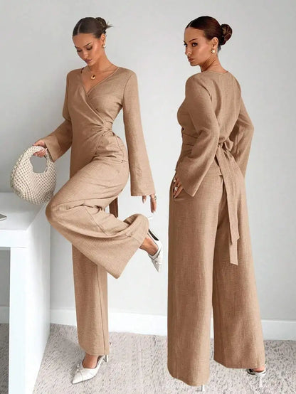 Conjunto de blazer elegante listrado com cinto e calça pantalona de duas peças para mulheres