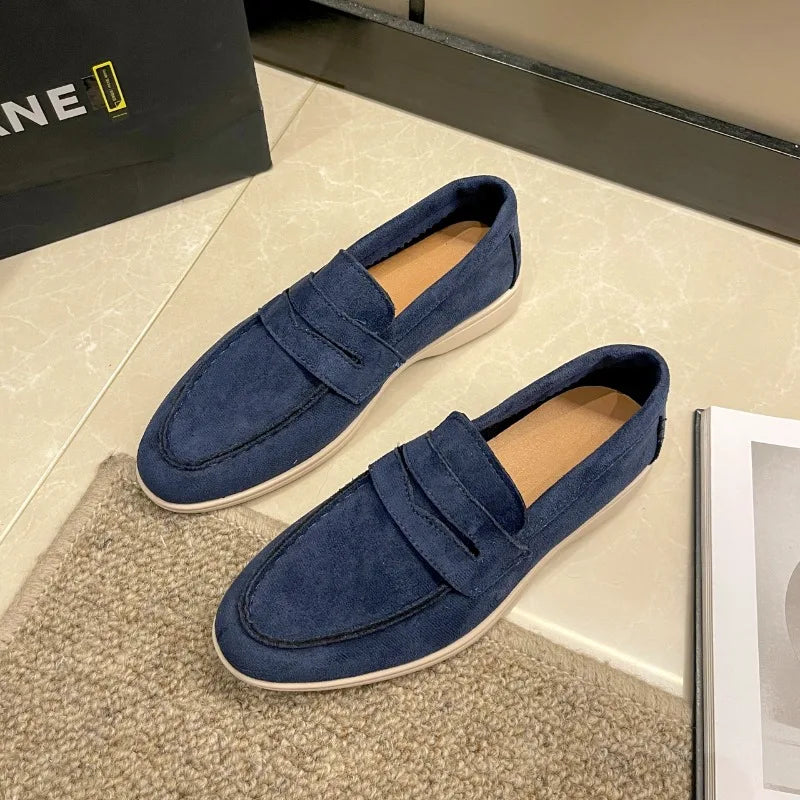 Sapatos Casuais Femininos de Couro Suede com Fivela Metálica, Antiderrapantes e Confortáveis para o Dia a Dia
