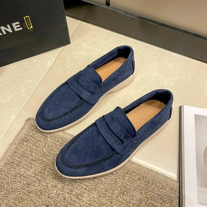 Sapatos Casuais Femininos de Couro Suede com Fivela Metálica, Antiderrapantes e Confortáveis para o Dia a Dia