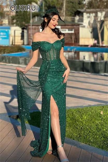 Vestido de Festa Sereia Deslumbrante com Lantejoulas, Decote Ombro a Ombro, Fenda Lateral, Costas Nuas, Estilo Corte, para Baile de Formatura e Coquetel, Personalizável