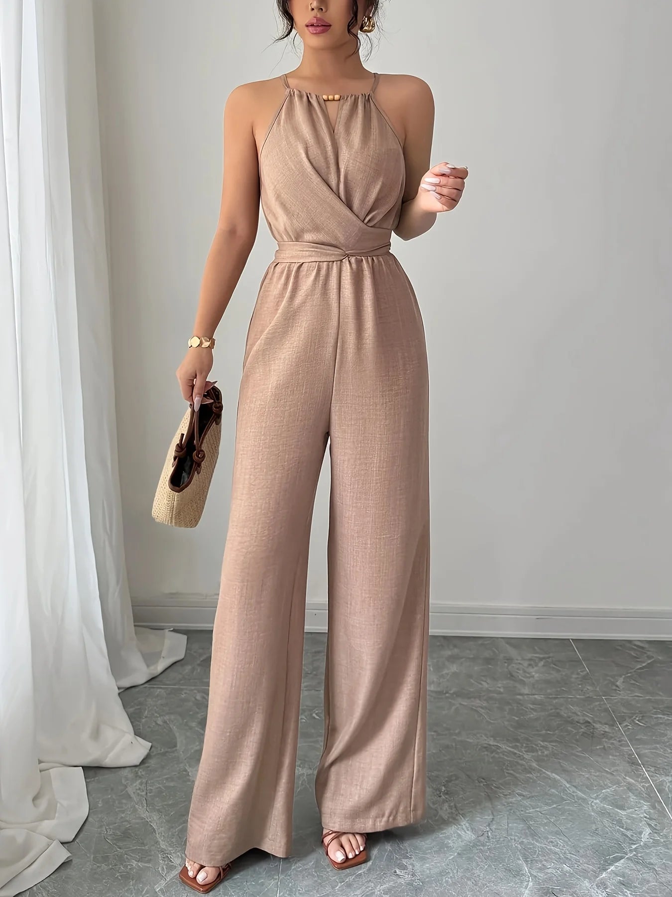 Feminino primavera/verão casual tecido plissado halterneck frisado cintura botão e gravata design maxi macacão