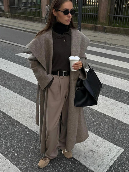 Casaco de Lã Elegante com Gola Marinho e Amarração, Decote em V, Manga Longa, Bolso, Sobretudo Feminino para Primavera 2026