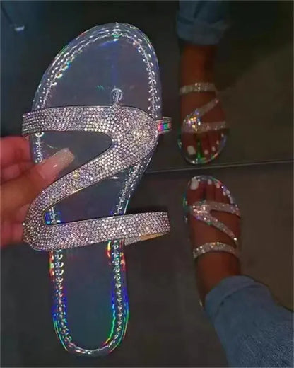 Sandálias femininas sensuais de verão para praia, com bico raso e strass, modelo elegante e confortável, perfeitas para desfiles de moda.
