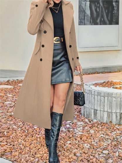 Casaco feminino elegante e versátil de lã, com abotoamento duplo, ideal para o outono e inverno. Perfeito para o escritório.