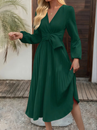 Vestido Elegante Feminino Verde de Chiffon com Manga Longa, Ajuste Slim, Plissado, Vestido de Festa com Decote em V e Cinto