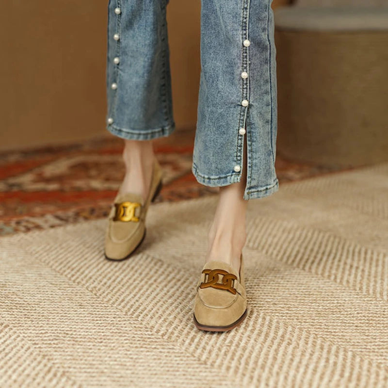 Sapatos femininos retrô com fivela de metal, estilo francês e britânico, elegantes, com bico quadrado, salto grosso, para festas, escritório, casuais.