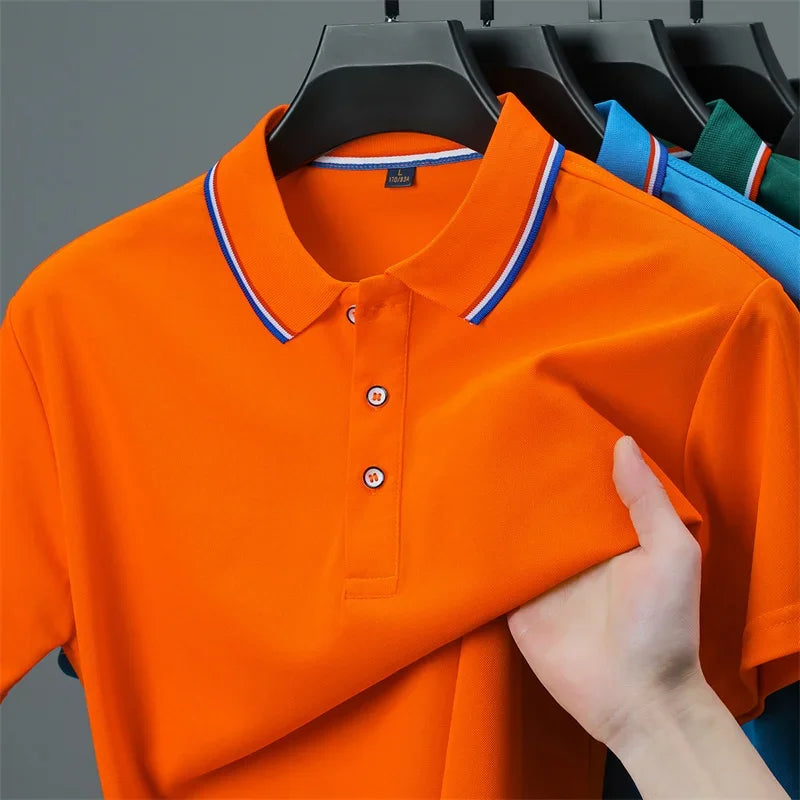 Camisa polo masculina casual de manga curta e cor sólida, modelo verão , moderna, confortável e versátil.