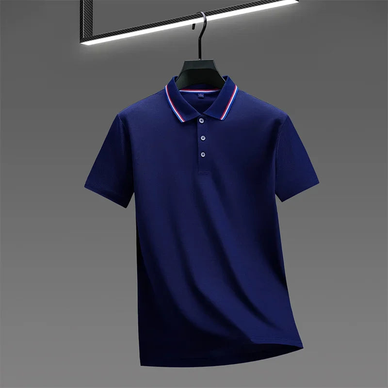 Camisa polo masculina casual de manga curta e cor sólida, modelo verão , moderna, confortável e versátil.