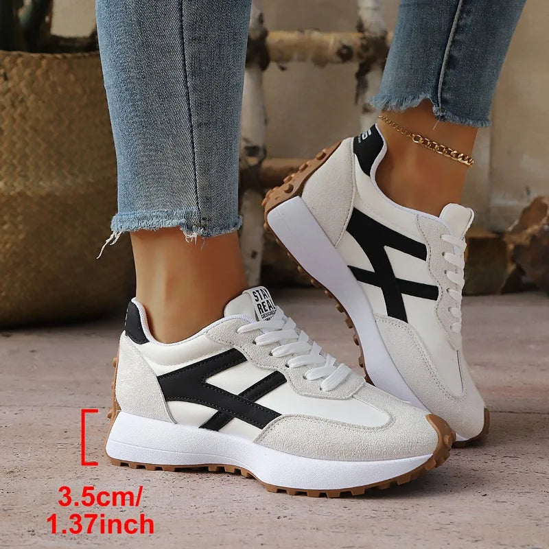 Tênis esportivo feminino da moda, modelo plataforma casual para atividades ao ar livre, com sola grossa, ideal para caminhadas e exercícios. Tênis robusto para mulheres.