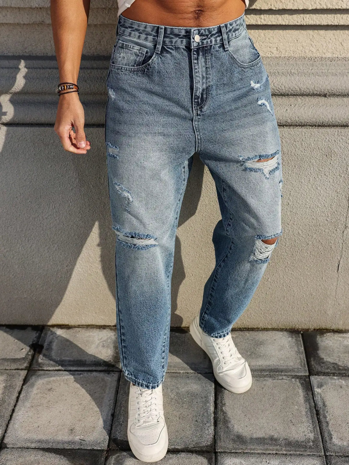 Jeans rasgados azuis masculinos, calças de mendigo retrô desgastadas, calças harém soltas de tendência de rua