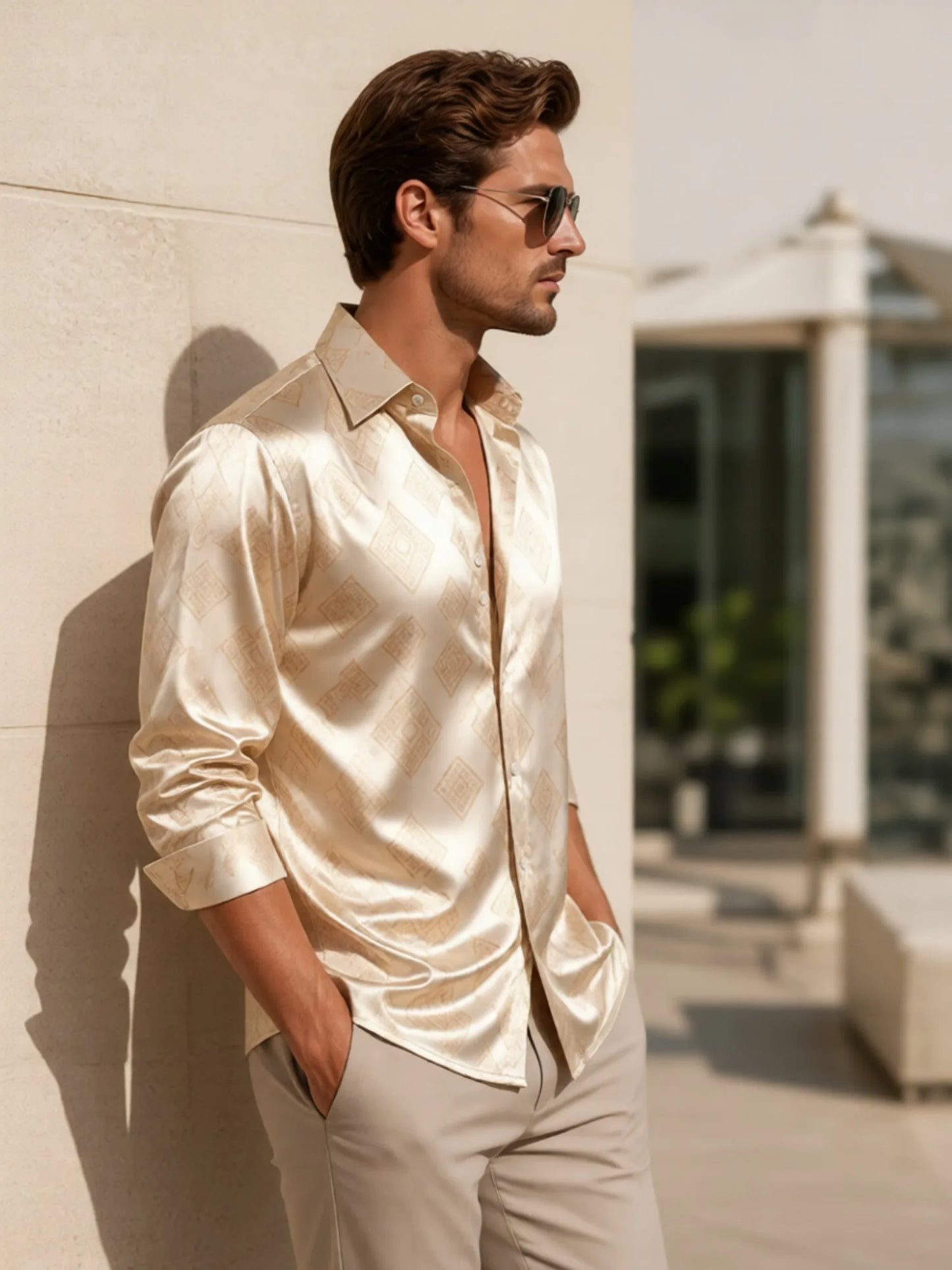Camisa Social Masculina de Cetim com Manga Longa e Botões, Estampada, Tecido Liso e Brilhante, Ideal para o Dia a Dia, Escritório, Trabalho e Uso Diário