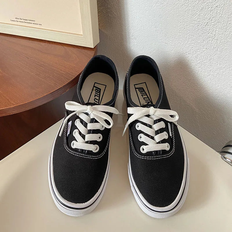 Casual apartamentos tênis de lona feminino ao ar livre cor sólida rasa sapatos esportivos tênis feminino streetwear rendas até sapatos vulcanizados
