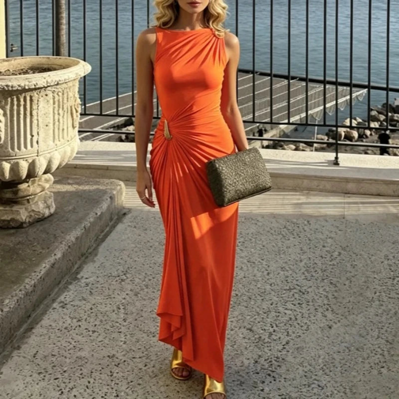 Vestido Longo Plissado Feminino com Decote Redondo, Sem Mangas, Elegante e Ajustado para Festas e Eventos