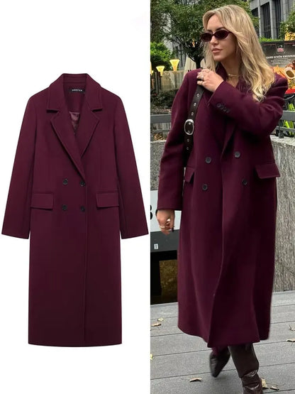 Casaco feminino HH na cor bordô, com abotoamento duplo, mangas compridas e lapela, ideal para outono e inverno. Perfeito para o dia a dia.