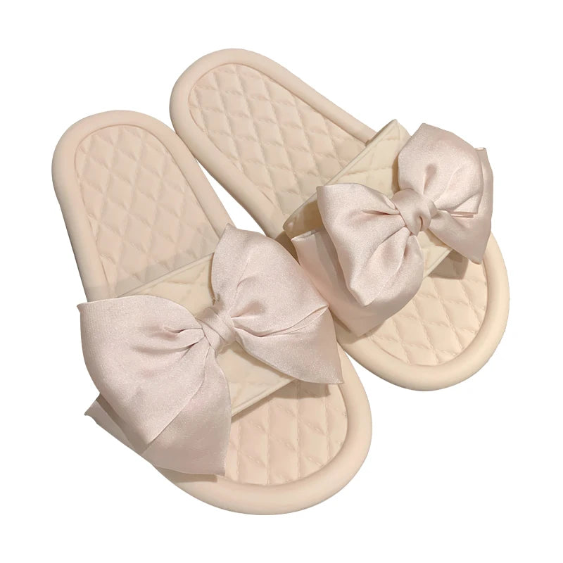 Sandálias de praia femininas de verão, modelo slip-on, com sola plana, antiderrapantes, em PVC com nó, respiráveis e confortáveis para uso em casa.