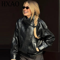 Jaqueta Bomber Feminina HXAO - Nova Coleção - Couro Preto - Modelo Cropped Oversize - Casaco com Zíper e Mangas Longas - Ideal para Atividades ao Ar Livre