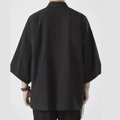 Camisas Kimono Japonesas Masculinas Casuais com Costura Aberta, Yukata Leve e Moderna, Cardigã Preto com Mangas 3/4, Ideal para Férias de Verão