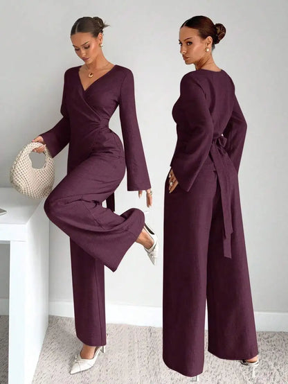 Conjunto de blazer elegante listrado com cinto e calça pantalona de duas peças para mulheres