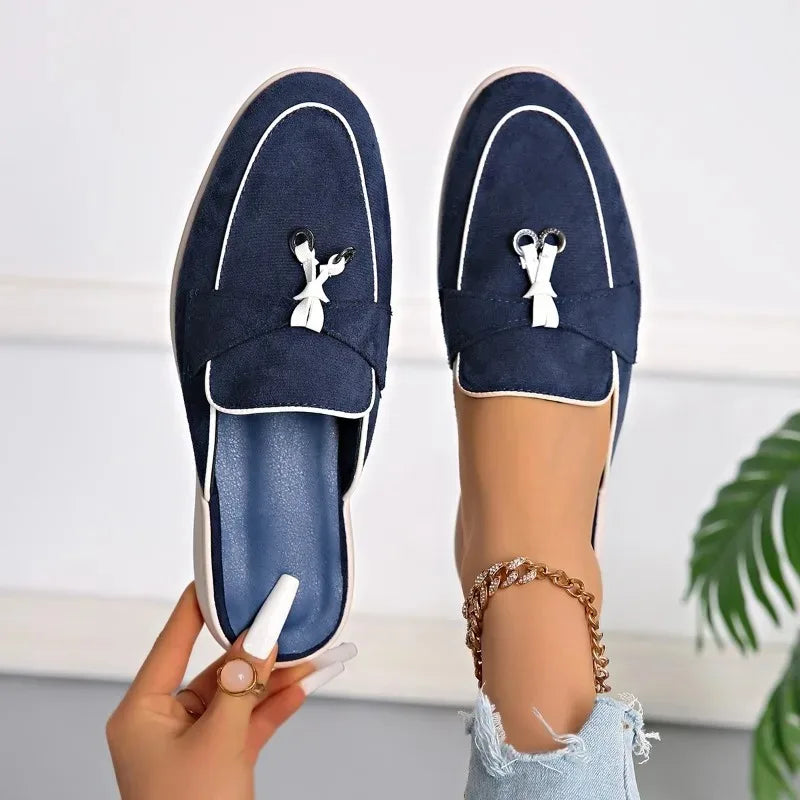 Novas Pantufas Femininas de Camurça 2026 Retrô com Bico Fechado, Sola Plana Antiderrapante e Confortáveis, Estilo Slide Aberto Atrás