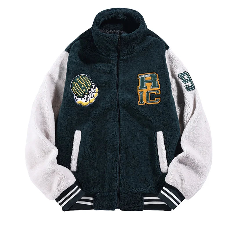 Jaqueta Varsity Masculina Preta e Branca com Patch de Letras, Zíper, Solta, de Inverno, em Fleece.