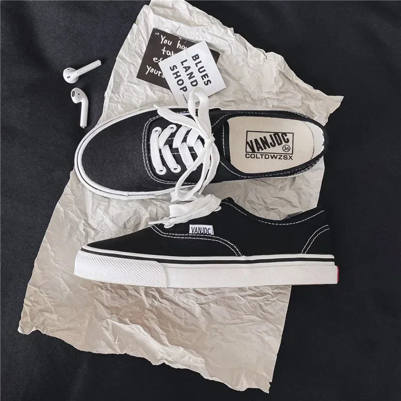 Casual apartamentos tênis de lona feminino ao ar livre cor sólida rasa sapatos esportivos tênis feminino streetwear rendas até sapatos vulcanizados