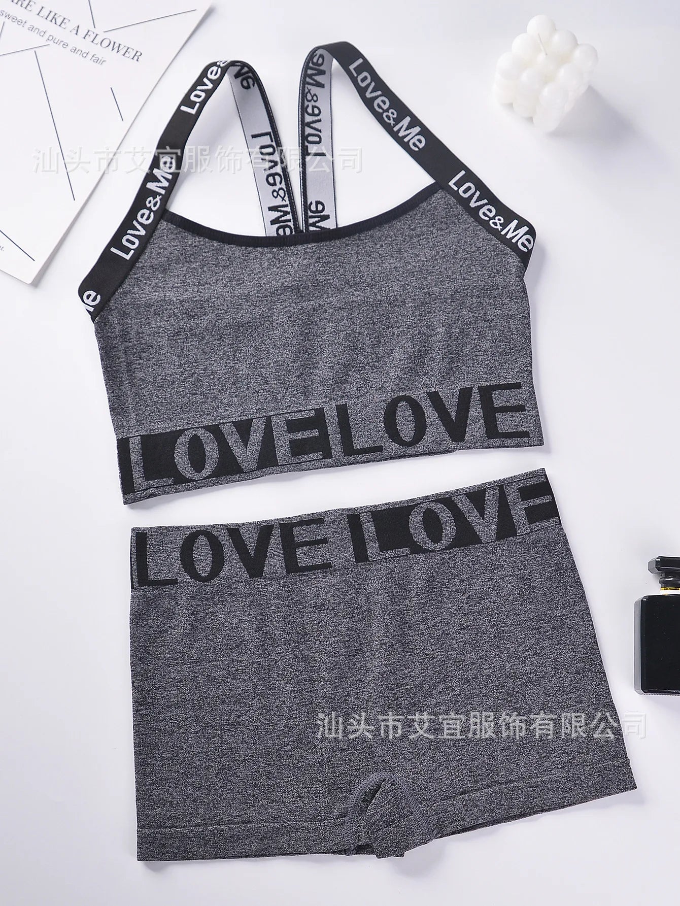 Conjunto de ioga esportiva de 2 peças para mulher, com estampa de letras, ideal para o verão, praia, academia, calça e shorts com alças, estilo anos 2000. Roupas femininas baratas.