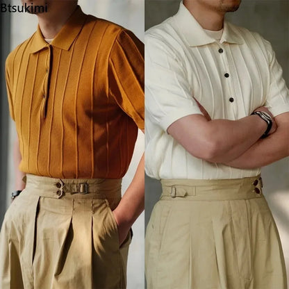 Camisa Polo Masculina de Verão 2026 em Seda Gelada, Manga Curta, Listrada, Lisa, de Malha, com Gola e Botões, Estilo Casual de Negócios