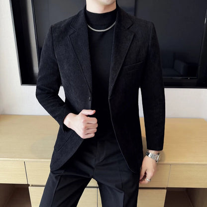 Trajes de Corduroy São Sofisticados, Elegantes, Modernos e Versáteis. São ideais para banquetes casuais, compras, viagens, outono.