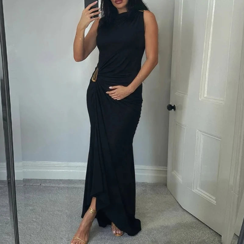 Vestido Longo Plissado Feminino com Decote Redondo, Sem Mangas, Elegante e Ajustado para Festas e Eventos