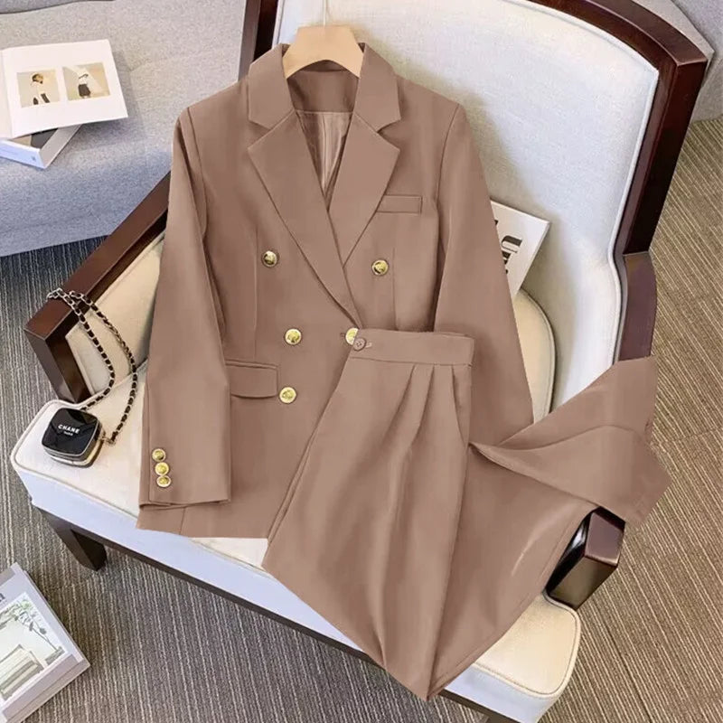 Conjunto Feminino de Terno Estilo Slimming para o Dia a Dia: Jaqueta Acinturada e Calça em Poliéster, Elegante e Versátil